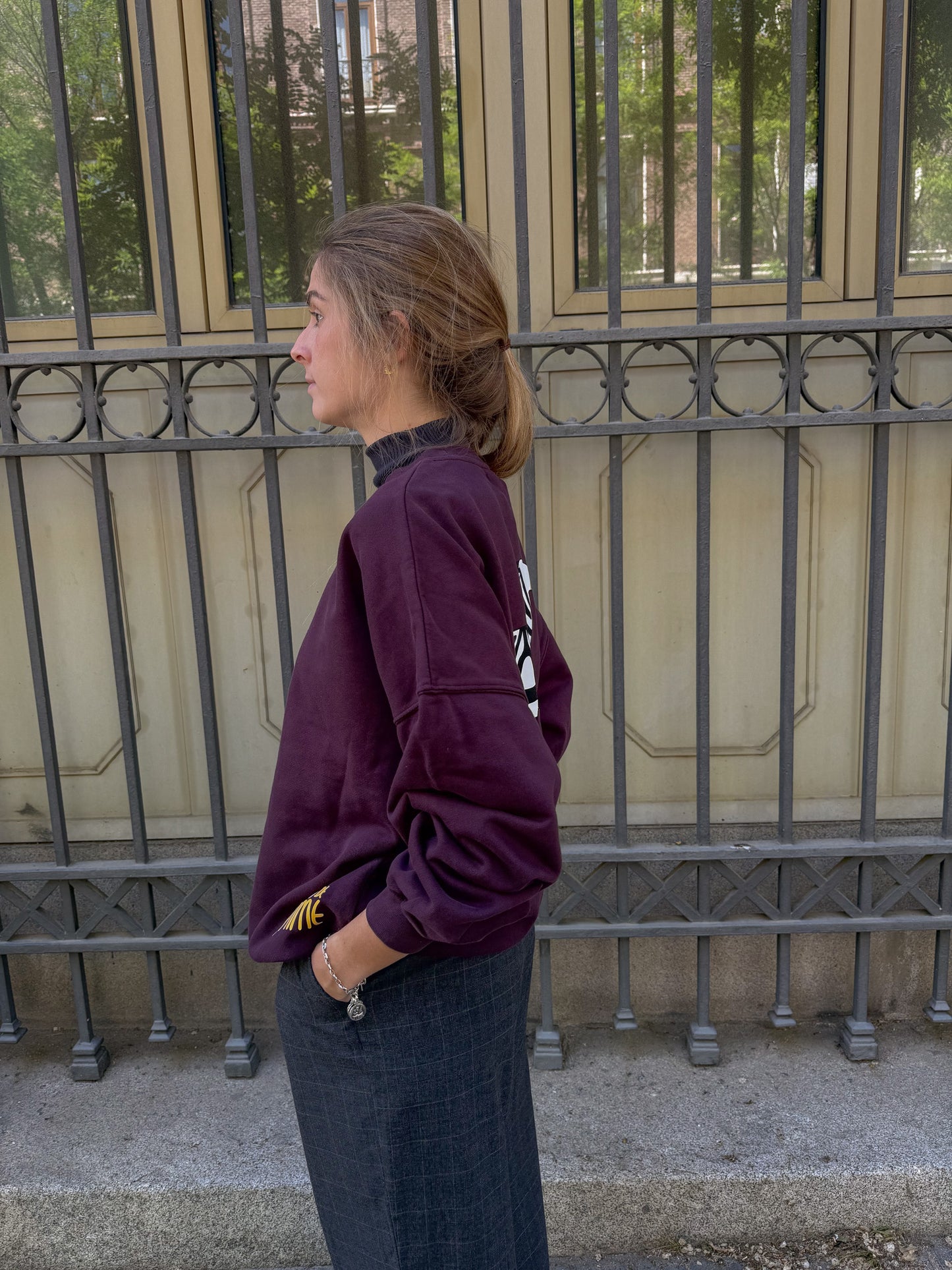 Sudadera Berenjena de Cebra Adultos