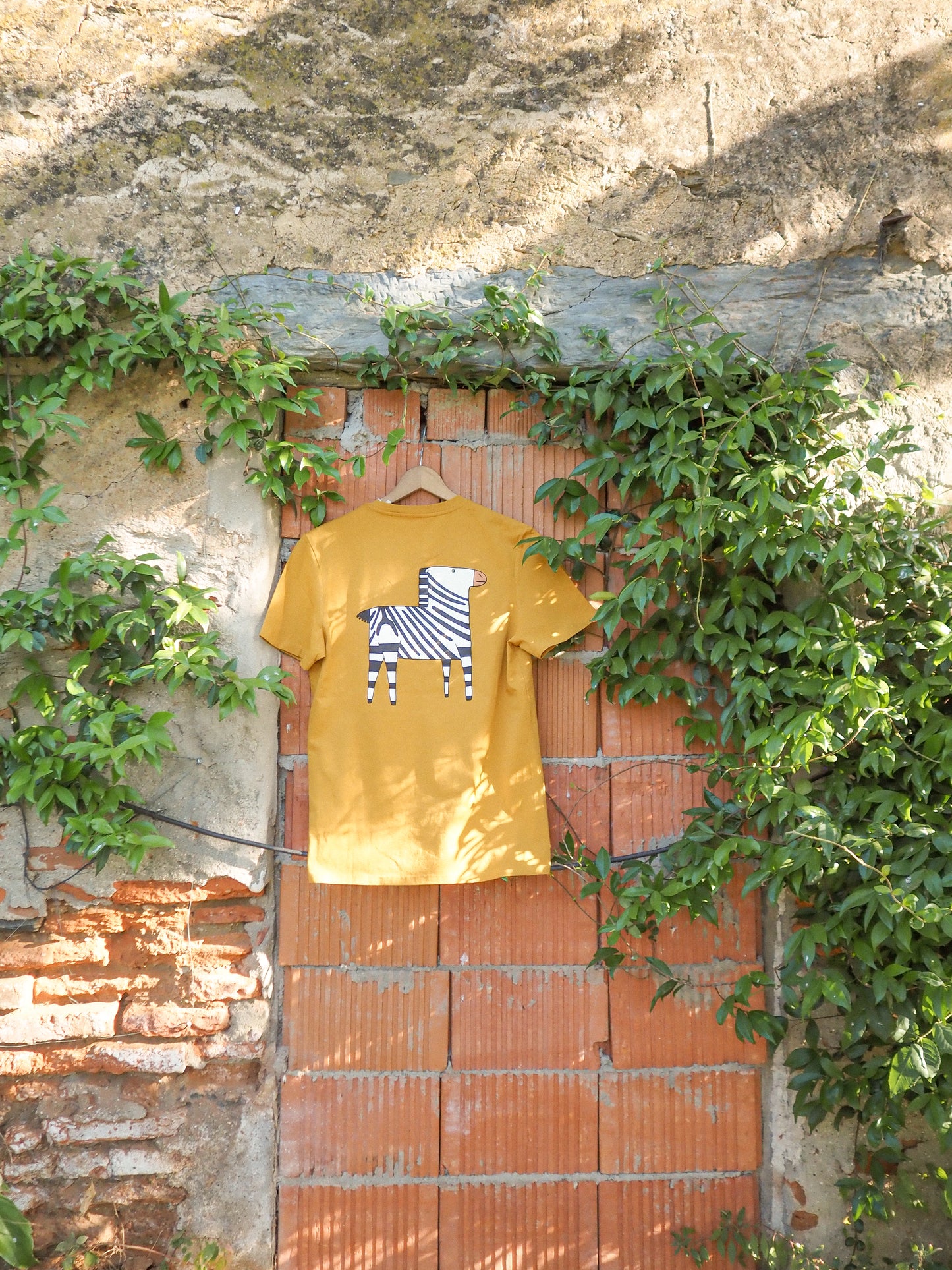 Camiseta de Cebra Cúrcuma