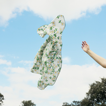 Green Daisy Scarf